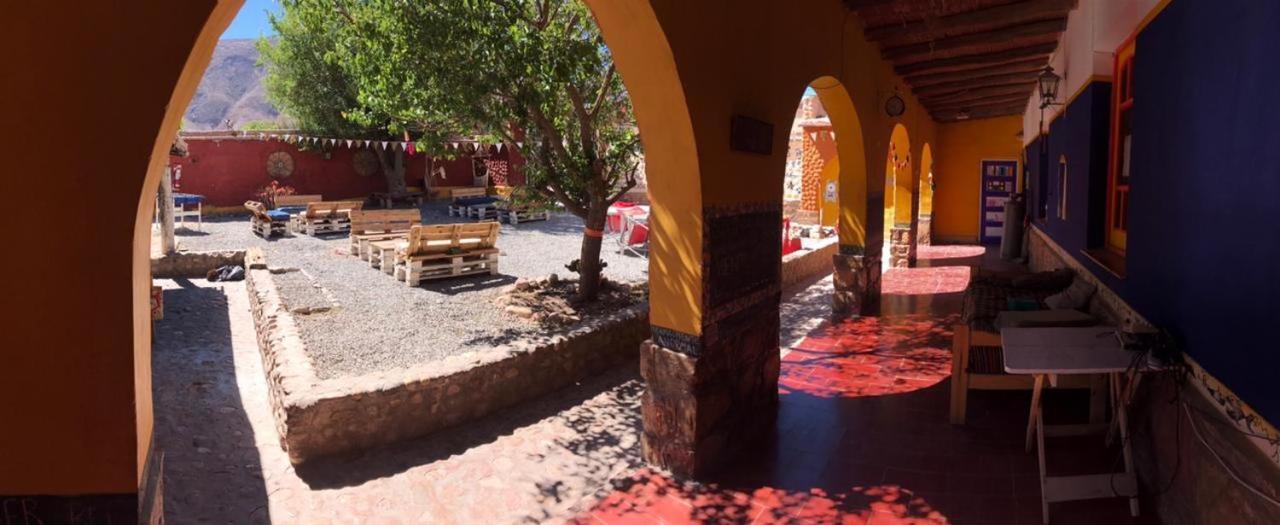 El Farolito Hostel Tilcara Exteriör bild