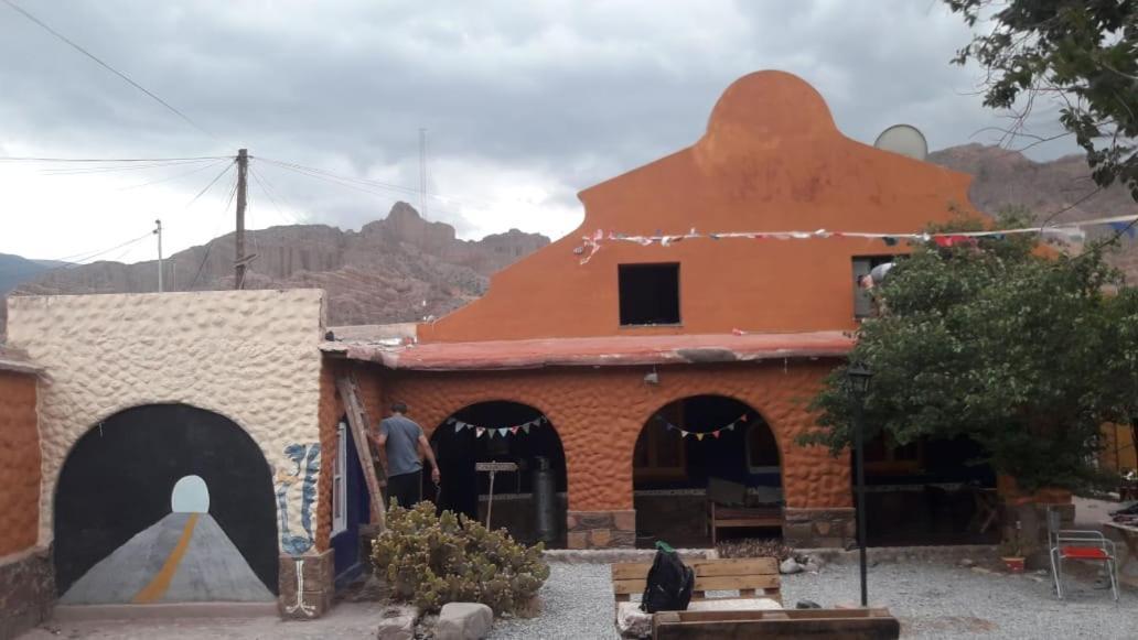 El Farolito Hostel Tilcara Exteriör bild